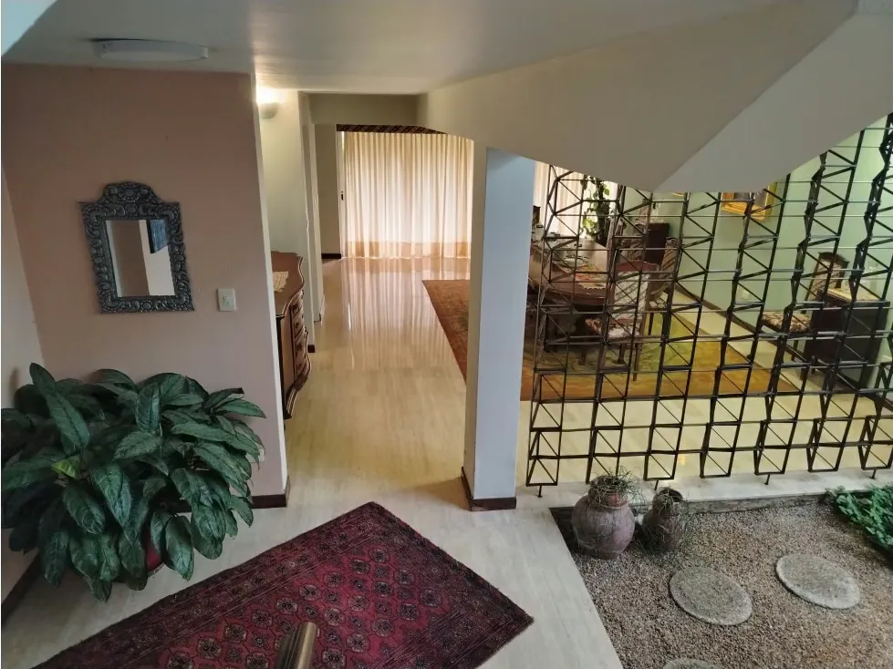 En venta bella e iluminada casa en La Tahona - 7