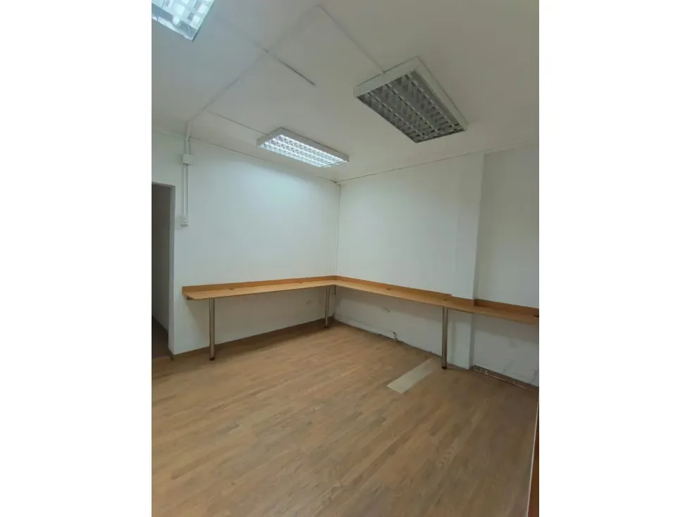 Oficina en venta y alquiler ubicada en Las Mercedes - 4