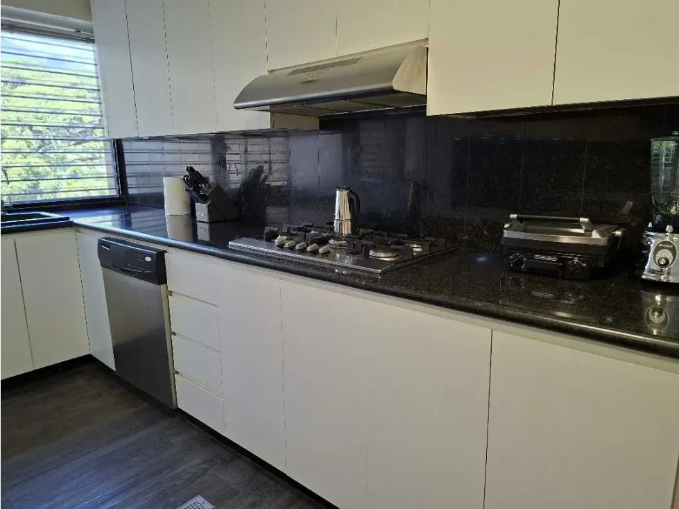 Se Alquila Apto. La Castellana 210m2 3H+S/3B+S/3E - 11