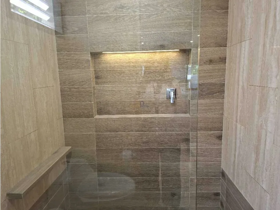 Se Alquila Apto. La Castellana 210m2 3H+S/3B+S/3E - 23