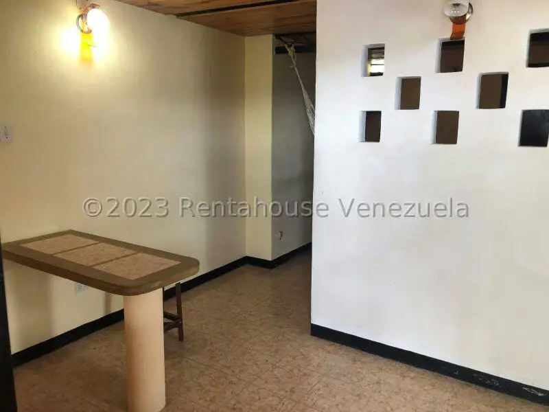 Casa (Duplex) en Venta en Las Polonias Nuevas, Miranda - 30