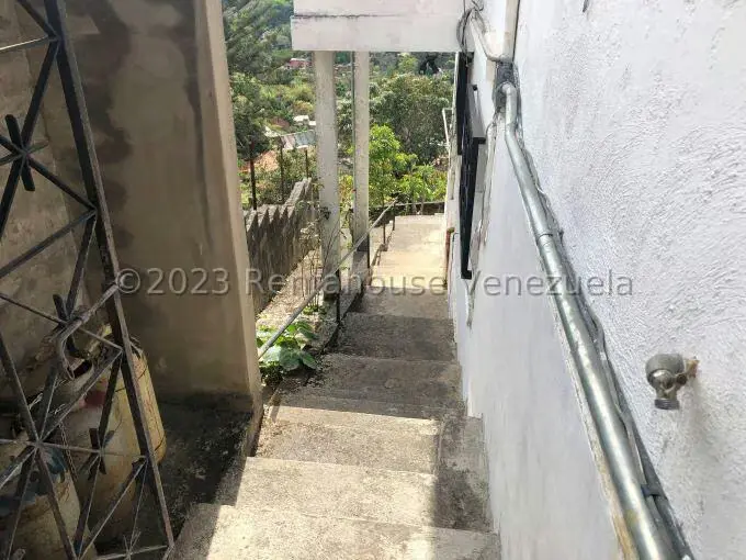 Casa (Duplex) en Venta en Las Polonias Nuevas, Miranda - 31