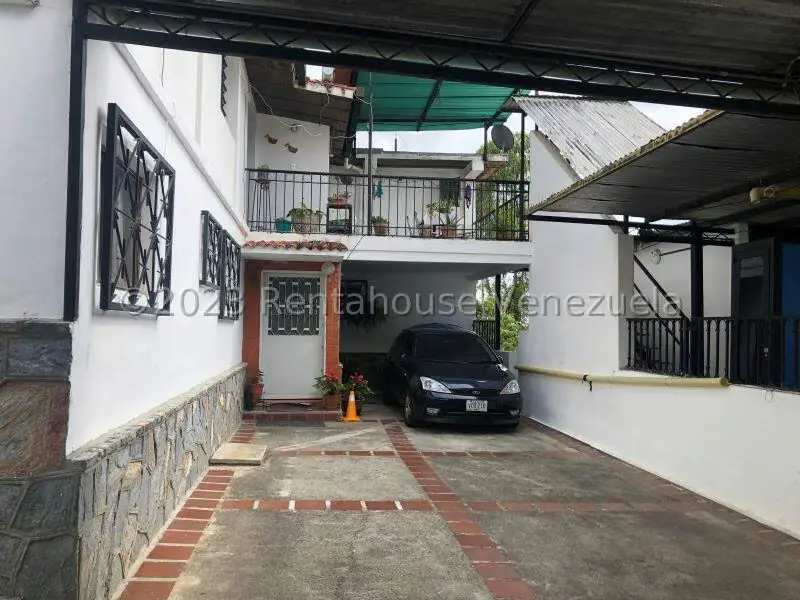 Casa (Duplex) en Venta en Las Polonias Nuevas, Miranda - 35