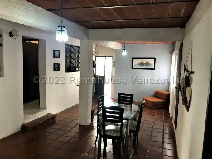 Casa (Duplex) en Venta en Las Polonias Nuevas, Miranda - 36