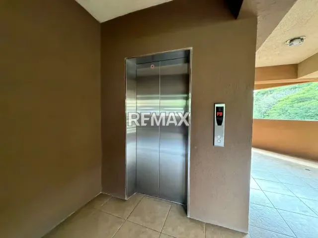 En venta moderno y funcional apartamento de 91 m² con acabados de primera en Macaracuay - 2