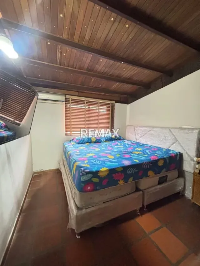 Oportunidad en el Este de Barquisimeto Casa de dos niveles Urb.Valparaiso brqto edo Lara - 8