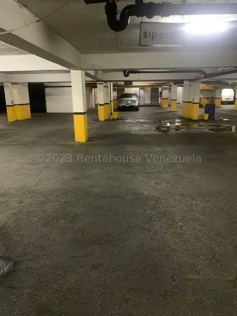 Oficina en Alquiler en La Urbina, Distrito Metropolitano - 11