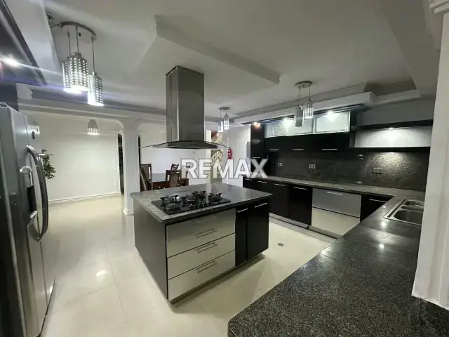 TownHouse en Alquiler, Puerta Maraven.
