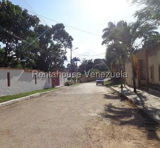 Terreno (Residencial) en Venta en Colinas de Guataparo, Carabobo - 3