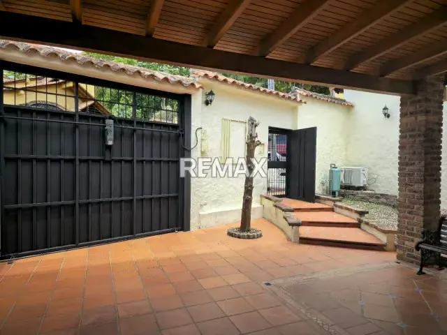 Casa. Venta. poligono de tiro - 6