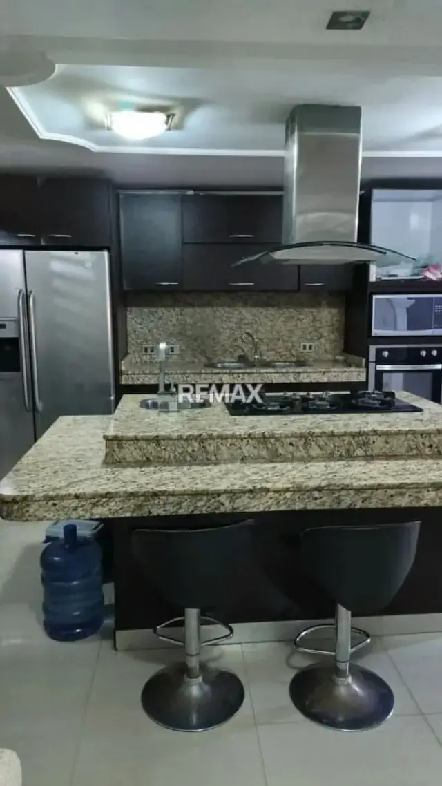 TOWNHOUSE EN CAMINOS DE LA LAGUNITA II