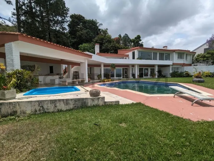 Amplia casa en la Lagunita Country Club