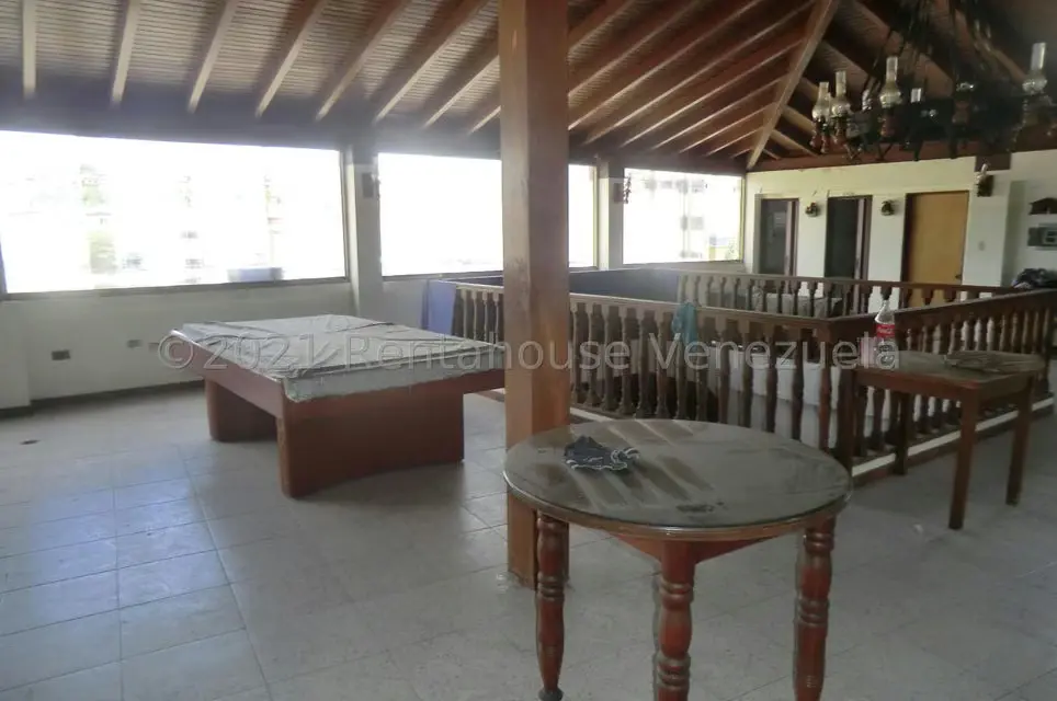 Casa (Multipes Niveles) en Venta en Guarenas, Miranda - 6