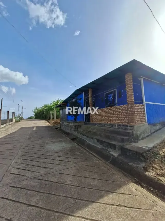 Se vende Bella casa en tamuco a pie de calle de montecarmelo - 3
