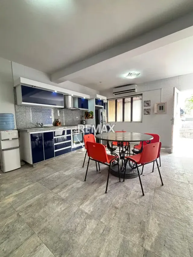 En Venta Casa en Cumbres del Manzano, urbanismo Privado. - 5