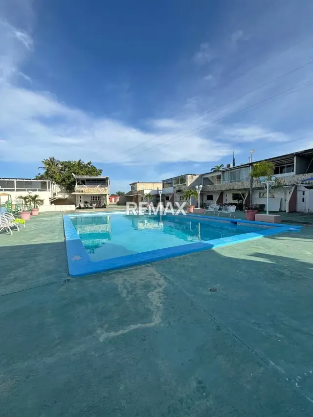 En Venta Casa en Cumbres del Manzano, urbanismo Privado. - 6