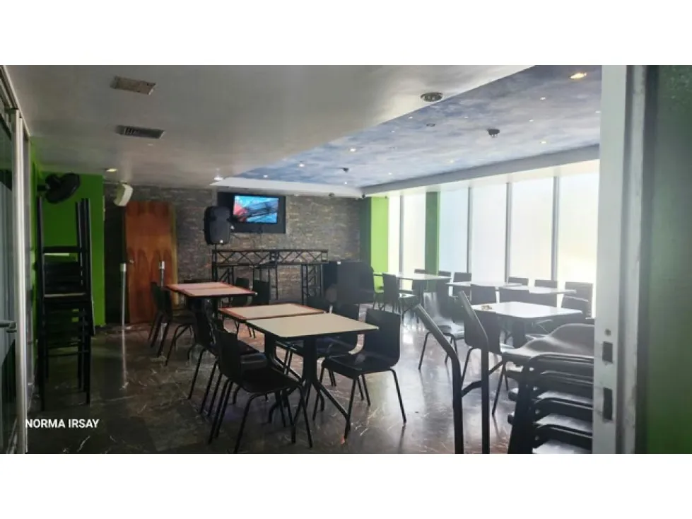 Se vende local comercial 656m2 CC Concresa 7593 - 9