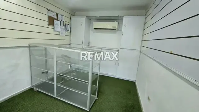 VENTA LOCAL CENTRO COMERCIAL CRISTAL. NAGUANAGUA - 6