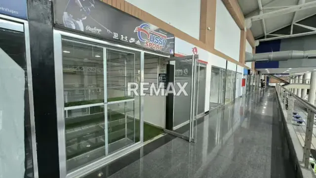 VENTA LOCAL CENTRO COMERCIAL CRISTAL. NAGUANAGUA - 7