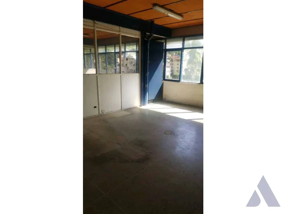 Vendo edificio industrial 3.900m2 Urb San Antonio de Los Altos 4080 - 18