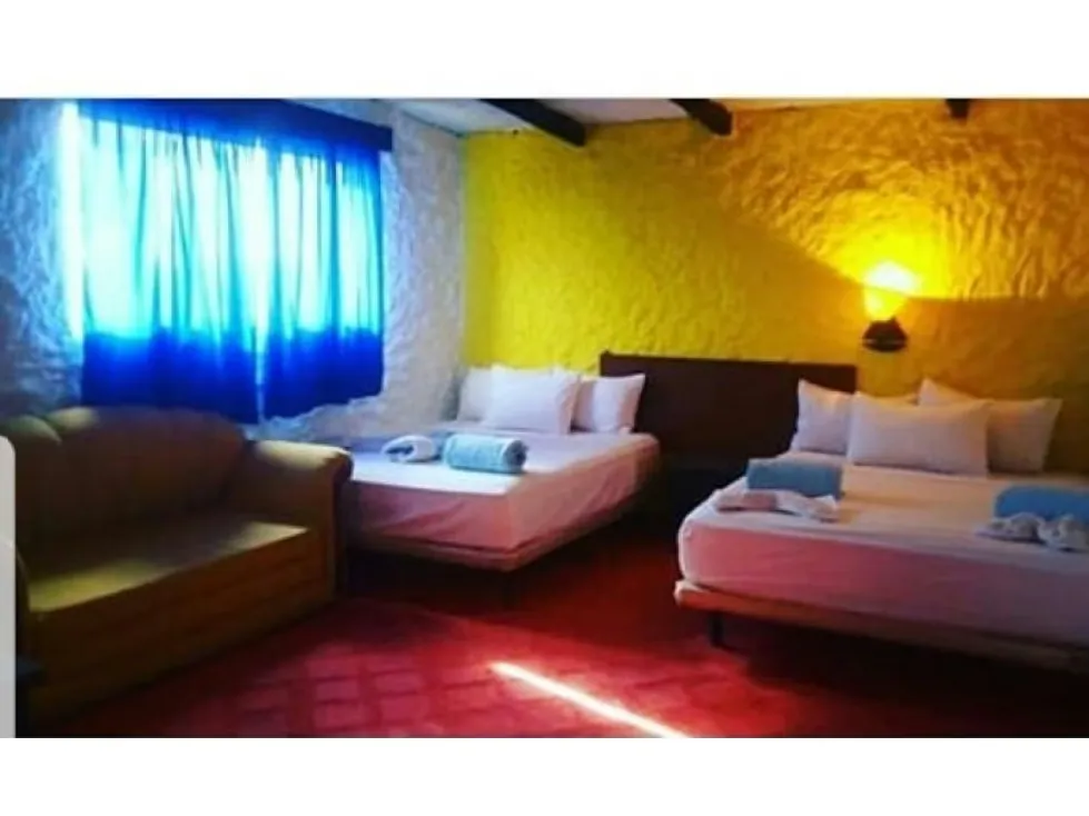 Vendo hotel 3300m2 Tucacas 8630 - 5