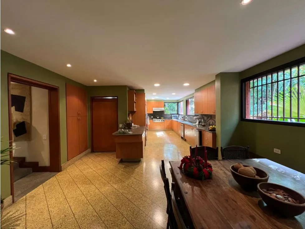 Se vende casa 2000m² 4h+2s/3b+s/6p Valle Arriba - 16