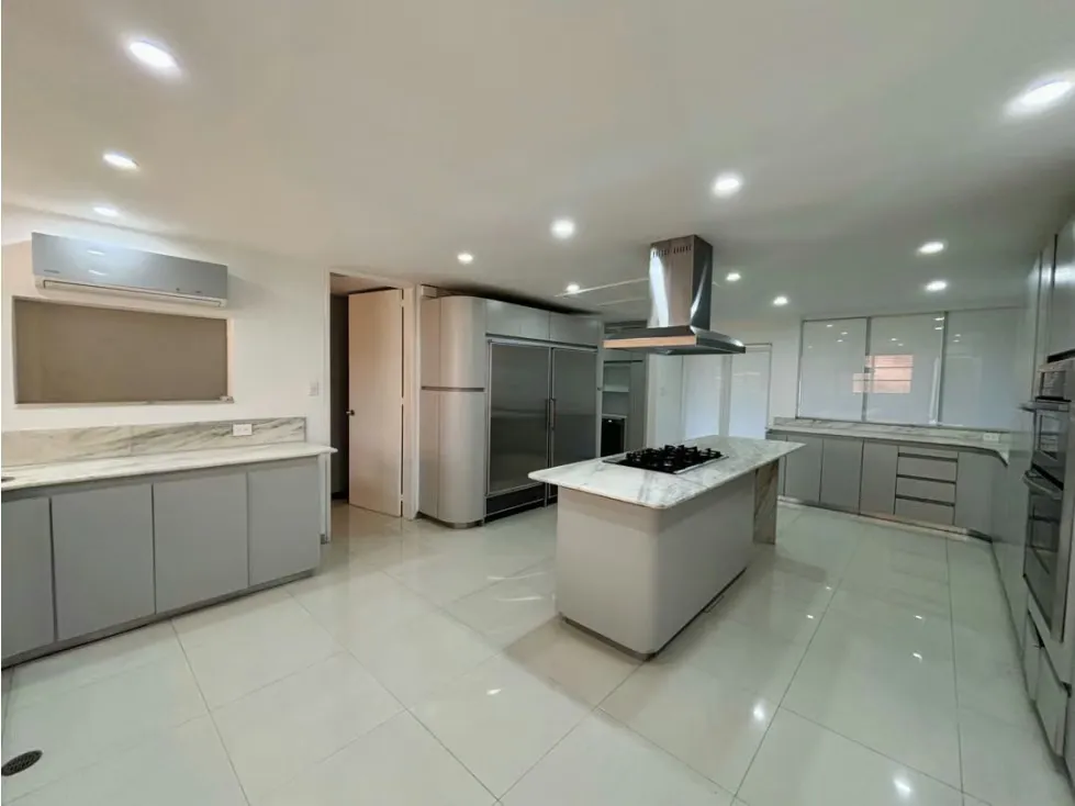 Se vende/alquila 400m2 3H+S/3.5B+S/5P Valle Arriba - 11