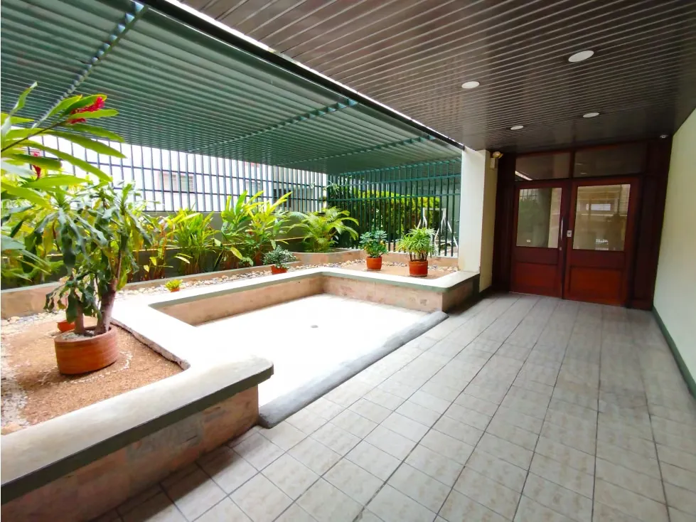 Alquilo apartamento 90m2 Los Palos Grandes 5612 - 2