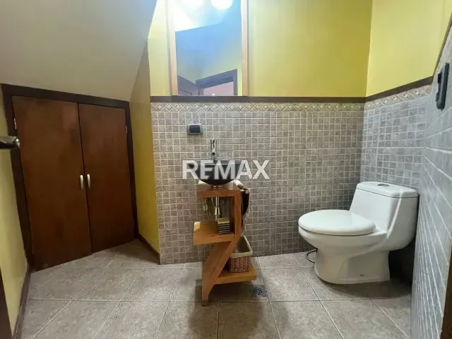 VENTA DE CASA EN COLINAS DE SANTA MÓNICA, - 3