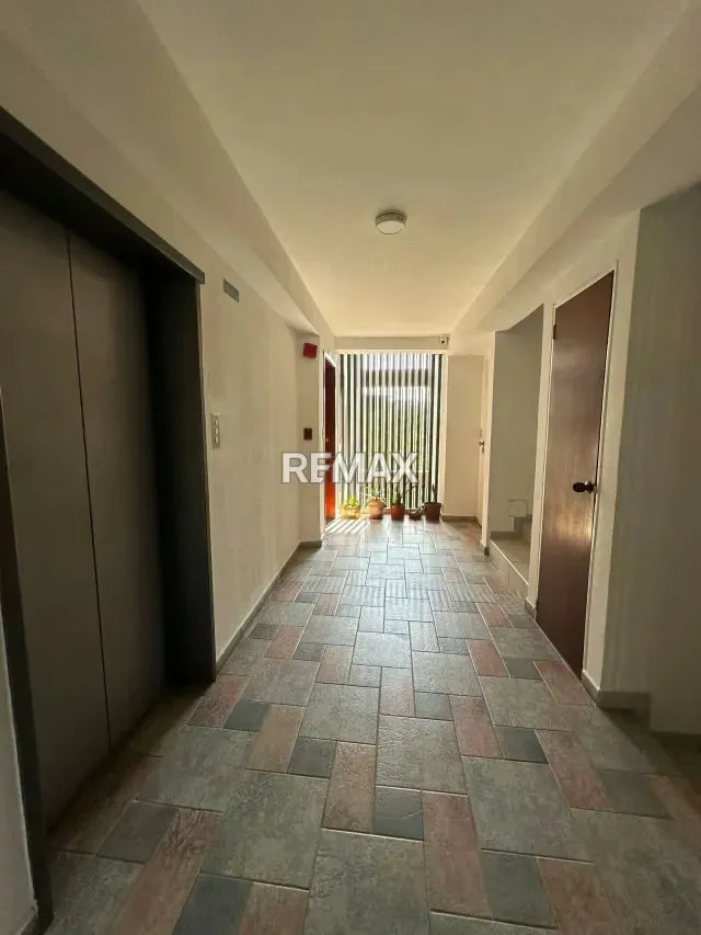 EN VENTA APARTAMENTO EN RES. AGUA MIEL URB LA TRIGALEÑA ALTA - 2