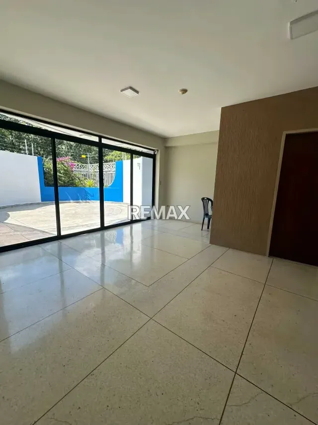 EN VENTA APARTAMENTO EN RES. AGUA MIEL URB LA TRIGALEÑA ALTA - 4