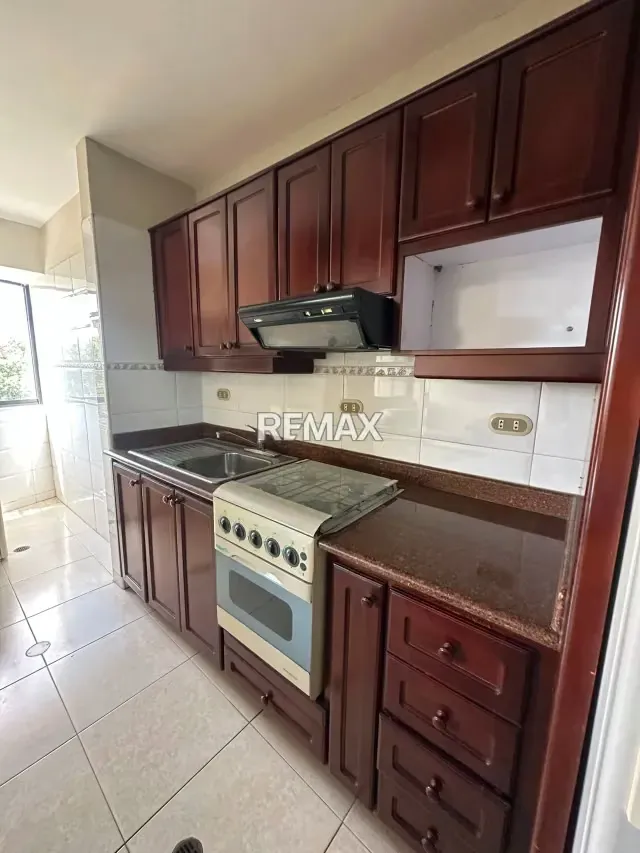 EN VENTA APARTAMENTO EN RES. AGUA MIEL URB LA TRIGALEÑA ALTA - 9