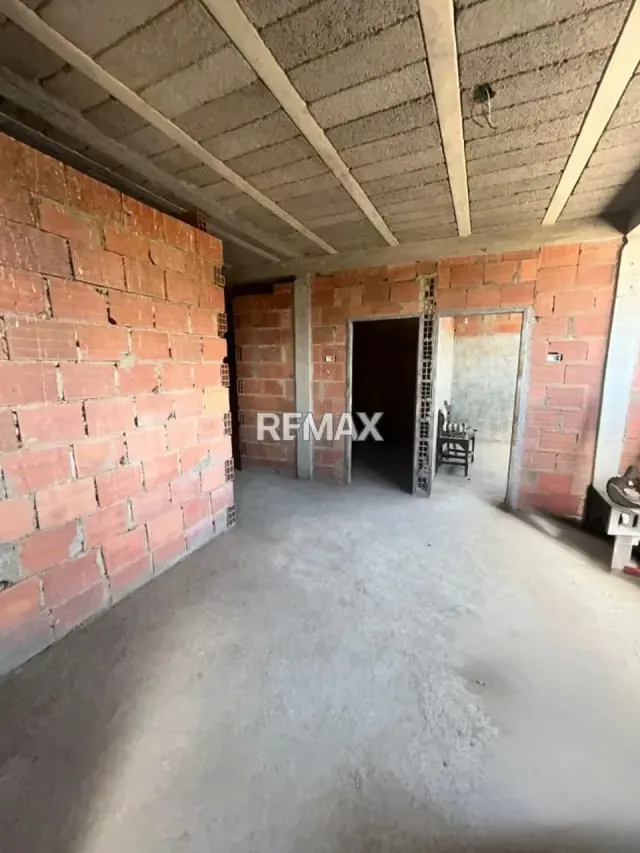 En Venta Edificio Residencial y Comercial en la zona Norte, Sector Sabana Grande - 14