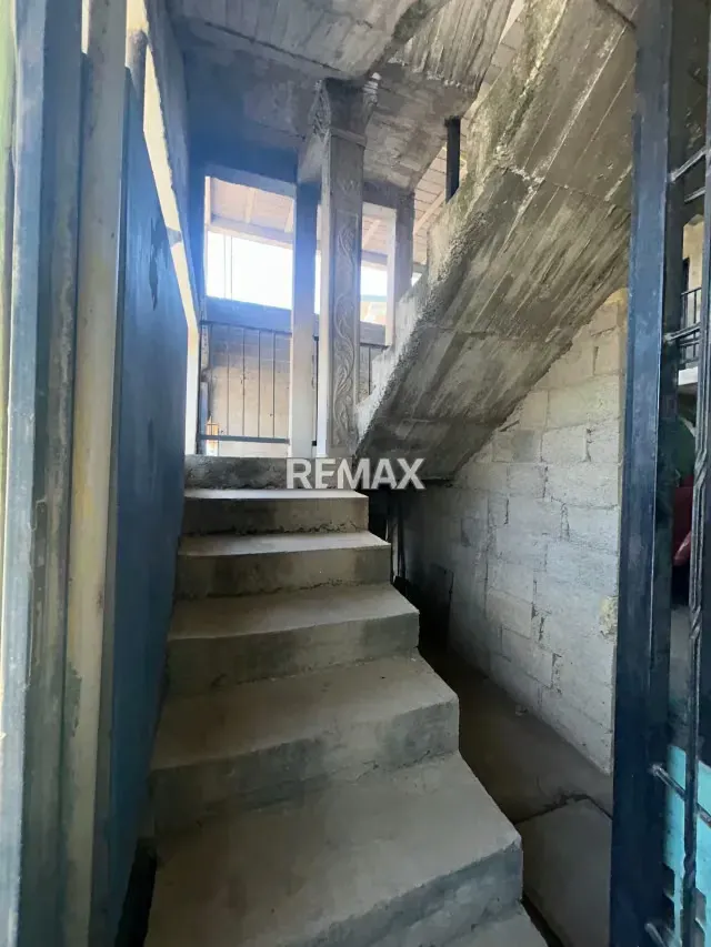 En Venta Edificio Residencial y Comercial en la zona Norte, Sector Sabana Grande - 10