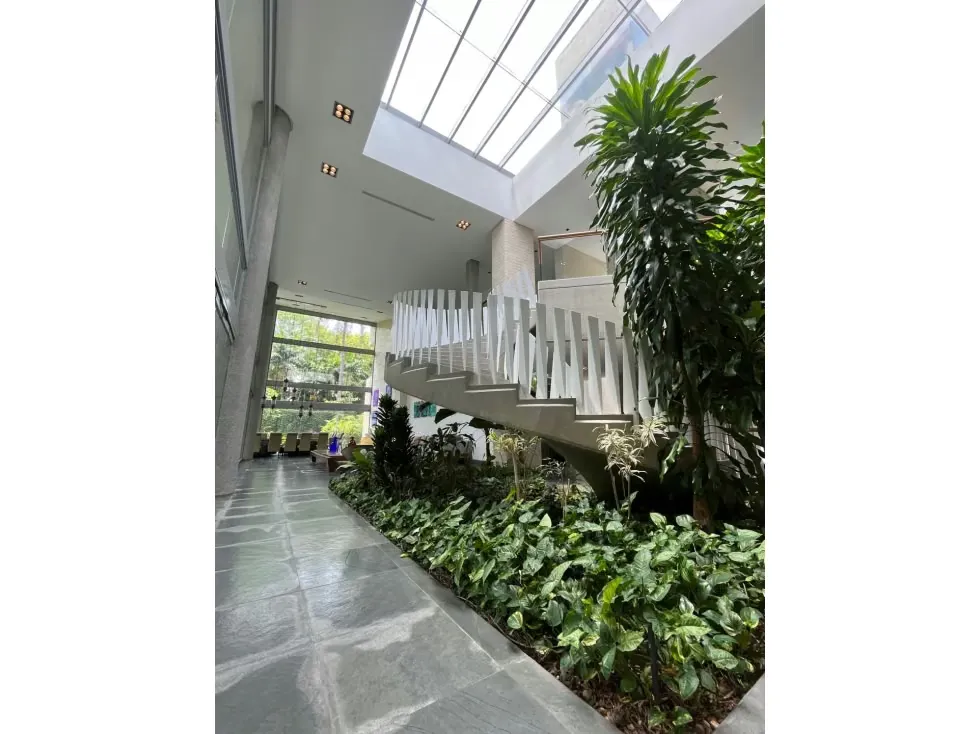 Se vende casa 2400m2 Country Club 4740 - 19
