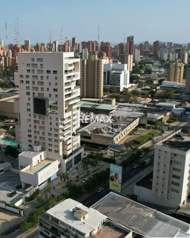 Terreno en Venta en Av Bella Vista - 3