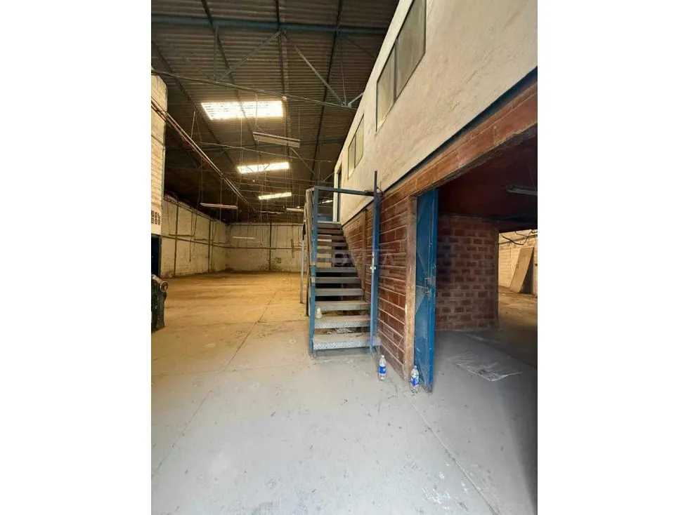 GALPON EN ALQUILER EN SAN ISIDRO 500M2 - 2