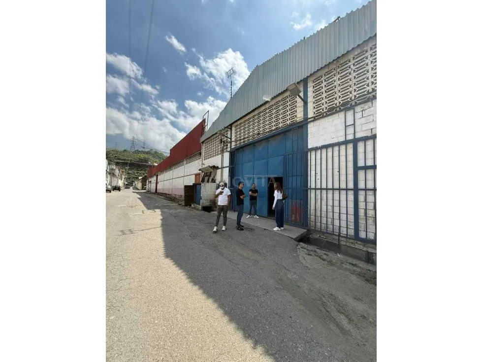 GALPON EN ALQUILER EN SAN ISIDRO 500M2 - 17