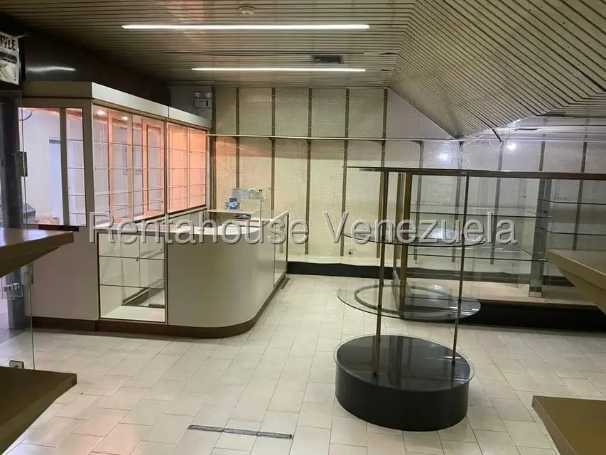 Local Comercial en Venta en Montalban I, Distrito Metropolitano - 4