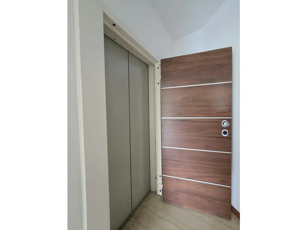 APARTAMENTO EN VENTA 250 M2 - URB MIRADOR DE LOS CAMPITOS - 19