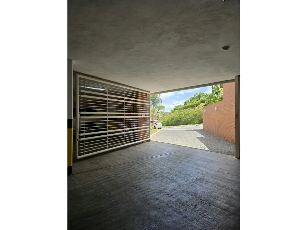 APARTAMENTO EN VENTA 250 M2 - URB MIRADOR DE LOS CAMPITOS - 23