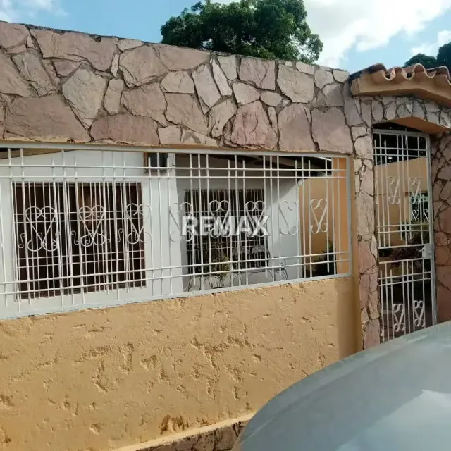 EN VENTA CASA UBICADA EN LA PUENTE, MONAGAS - 2