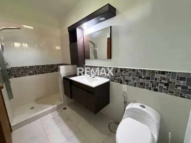 Casa a Remodelar en El Bosque, calle cerrada con doble vigilancia - 13