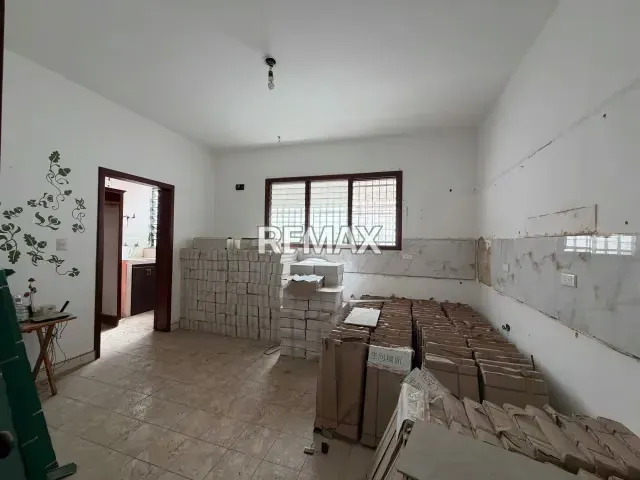 Casa a Remodelar en El Bosque, calle cerrada con doble vigilancia - 4