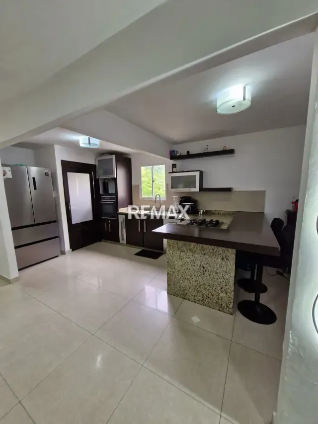 Se Vende Bello Pent House Duplex Esquinero Terrazas de San Diego semi Equipado - 4