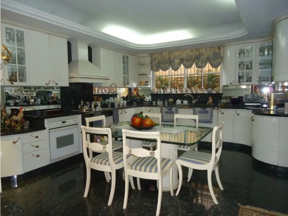 Se vende casa 950m2 Macaracuay 1285 - 4