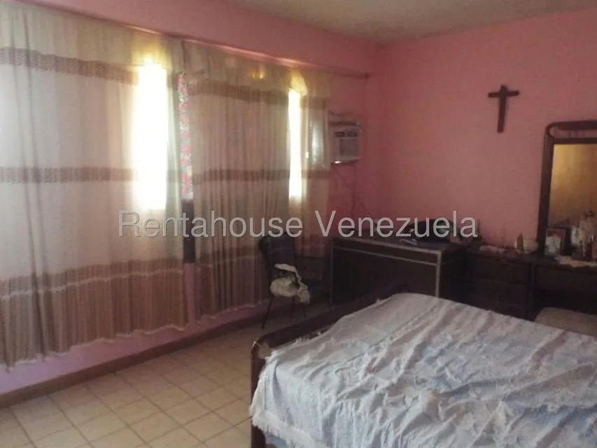 Edificio en Venta en Higuerote, Miranda - 21