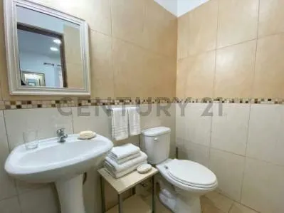 Venta de Local Comercial en Plaza Venezuela - 8