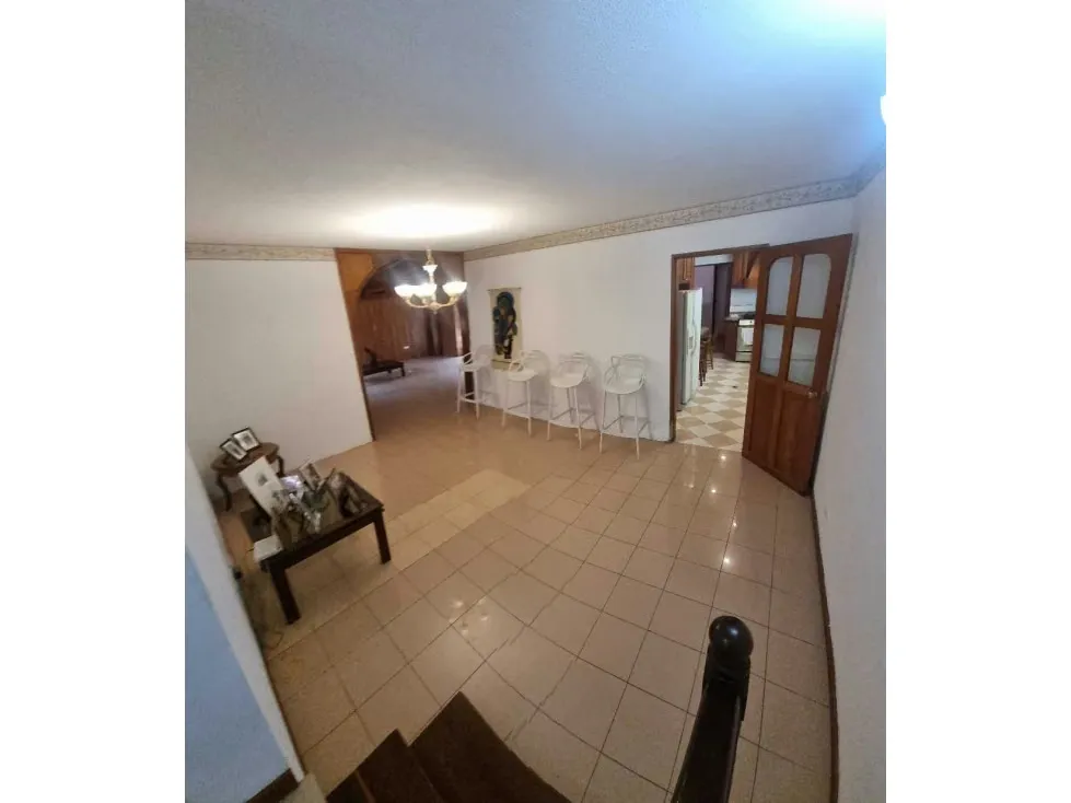 Vendo apartamento 150+60m2 Cumbres de Curumo 8451