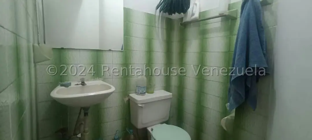 Local Comercial en Venta en Parroquia La Candelaria, Distrito Metropolitano - 11